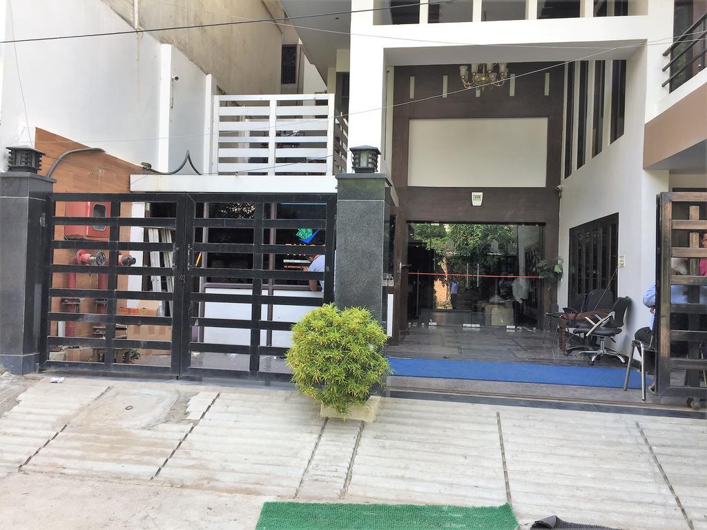 Hotel Park Plaza Varanasi Eksteriør bilde